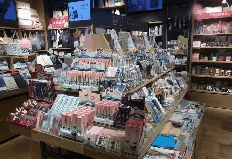 你的孩子熱衷“文具盲盒”嗎?警惕!一批中小學生正在“入坑”!