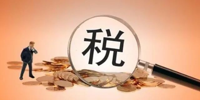住宅70年，公寓40年，別墅50年，商業(yè)40年，到期后可以續(xù)期，不需申請，無前置條件，更不影響交易！